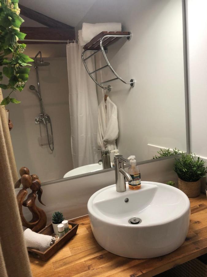Cuxac-dʼAude L' Ilot Des Iles B&B 외부 사진